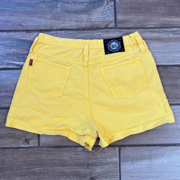 Vintage L.E.I. denim shorts - Picture 1 of 4